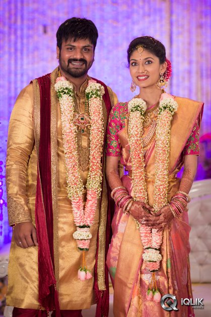 Manchu-Manoj-and-Pranathi-Engagement
